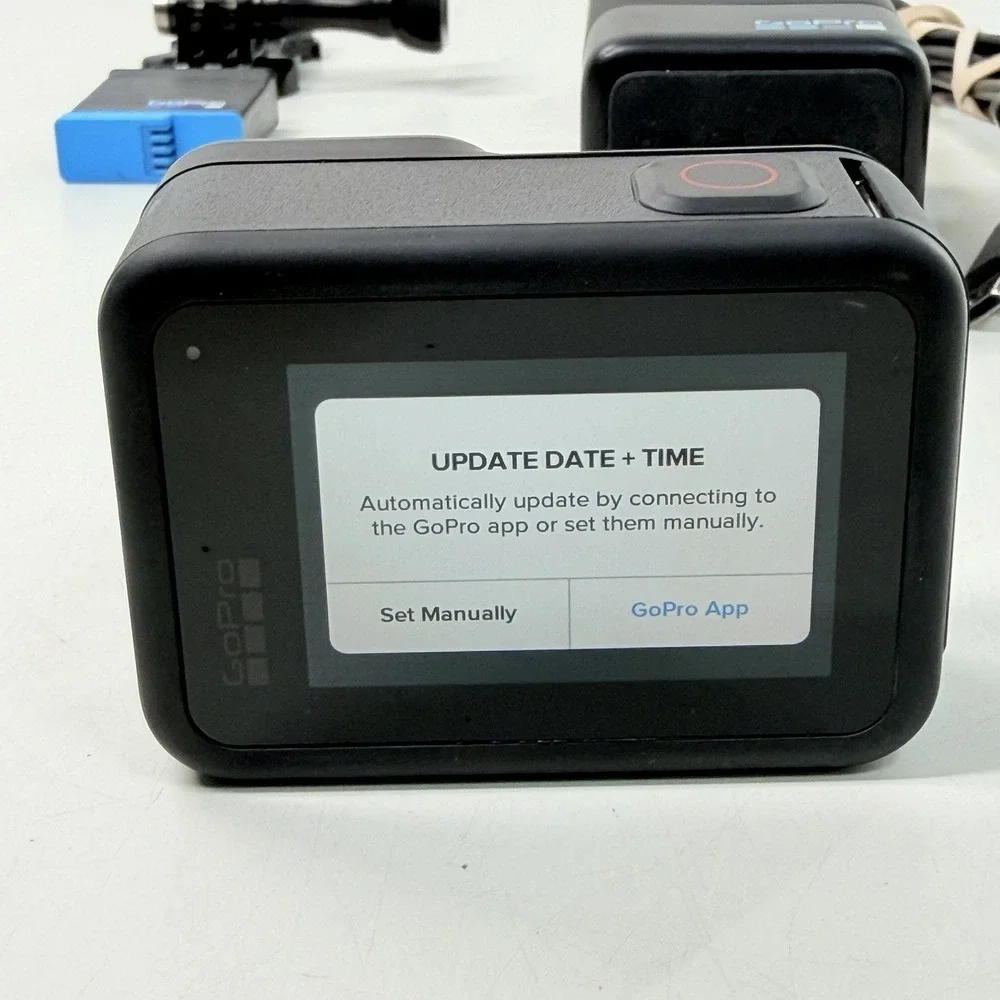 GoPro HERO8 Black 4K Action Camera - Batteries Charger 256GB SD Card Cable Mount